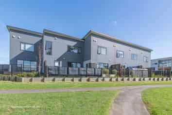 15c Sealord Place, Manurewa East