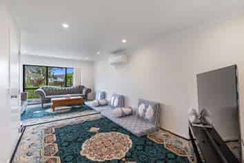 15c Sealord Place, Manurewa East
