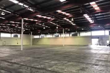 Spacious Warehouse
