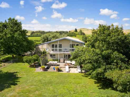 2006 Maraekakaho Road, Raukawa