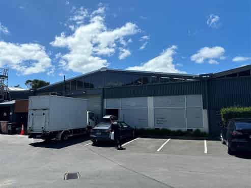 Rare Parnell Warehouse/Office
