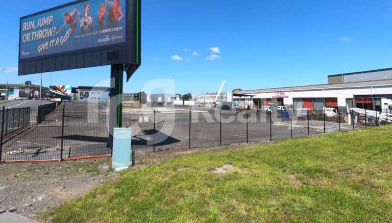 685-689 Great South Road, Penrose
