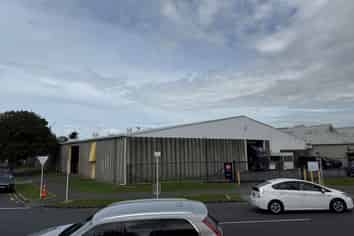 LARGE CENTRAL WAREHOUSE
