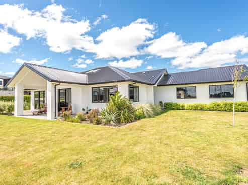 36 Tirimoana Place, Otamatea