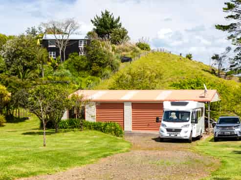 2247 South Head Road, South Head, Helensville
