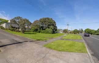 17 James Street , Raglan