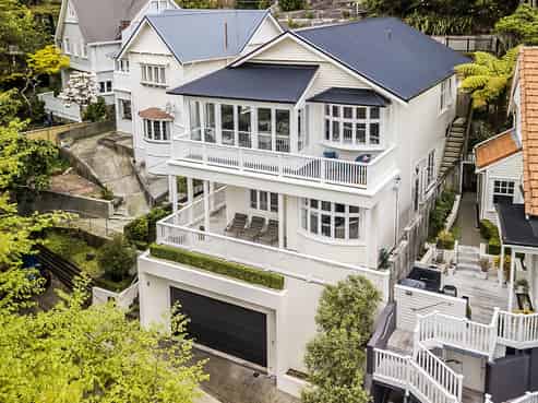 19 Lower North Terrace, Kelburn