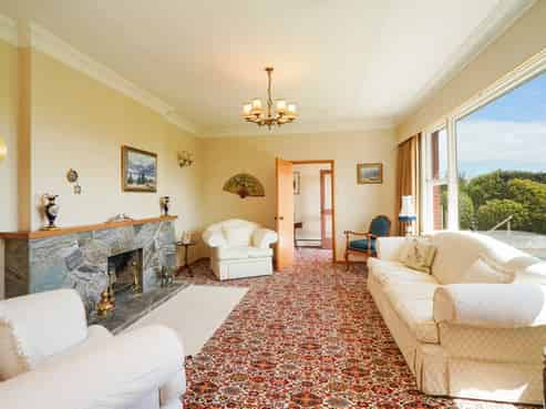 9 Cruickshank Crescent, Rosedale