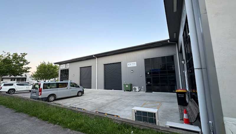 2/18 Porutu Place, Tauriko