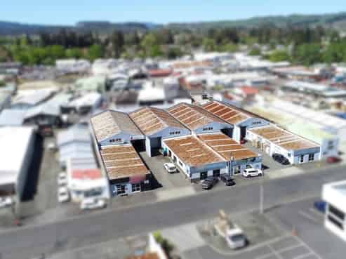 Versatile industrial property with potential