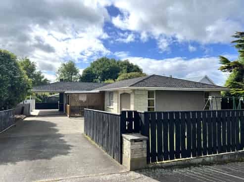 24 Guy Street, Dannevirke