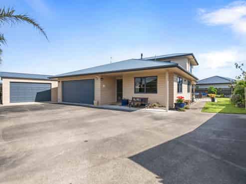 9 Malthus Place, Foxton Beach