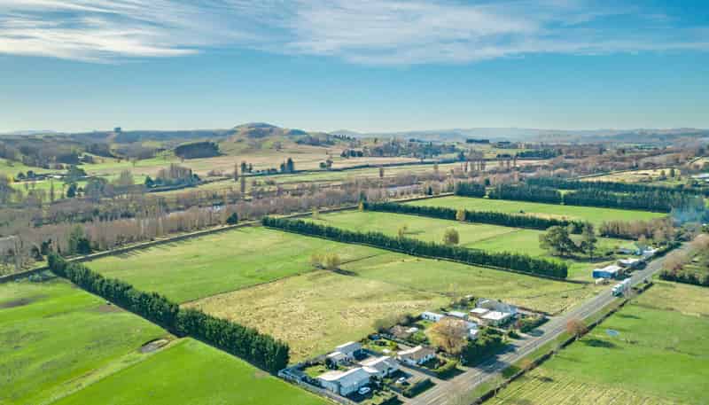 2460 State Highway 2, Waipukurau