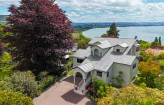 4 Tupara Crescent, Kawaha Point
