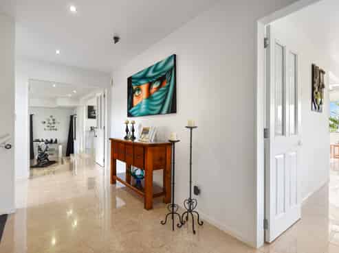 4 Tupara Crescent, Kawaha Point