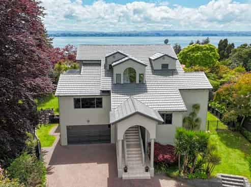 4 Tupara Crescent, Kawaha Point