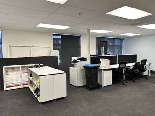 Well-designed, central office with parking