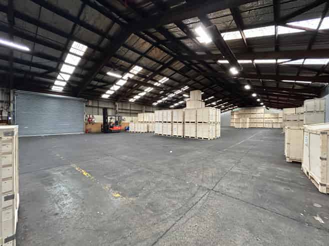 Large Clear Span Warehouse