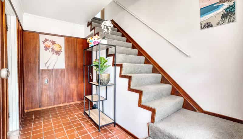 2/11 Marydale Drive, Mount Roskill