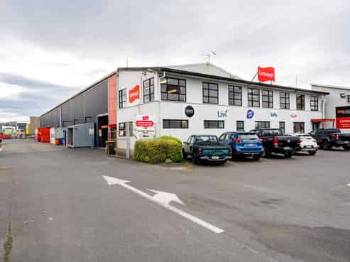 Large scale warehouse and yard - flexible options