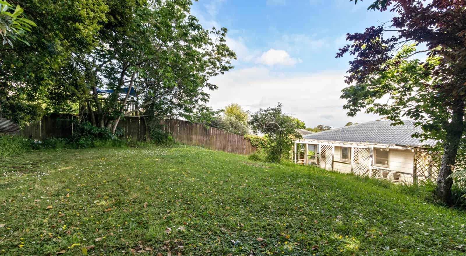 57 Sunline Avenue, Massey, Waitakere City For Sale realestate.co.nz