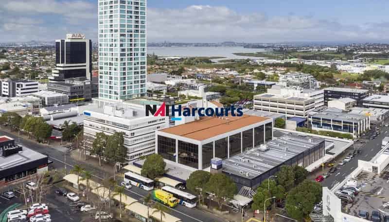 All Areas/519-521 Lake Road, Takapuna