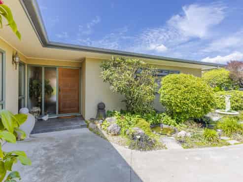 8 Church Lane, Waipukurau