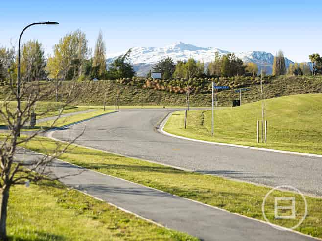 17  Kahiwi Drive, Lower Shotover