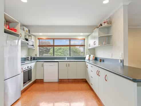 44 Warwick Drive, Lynmore