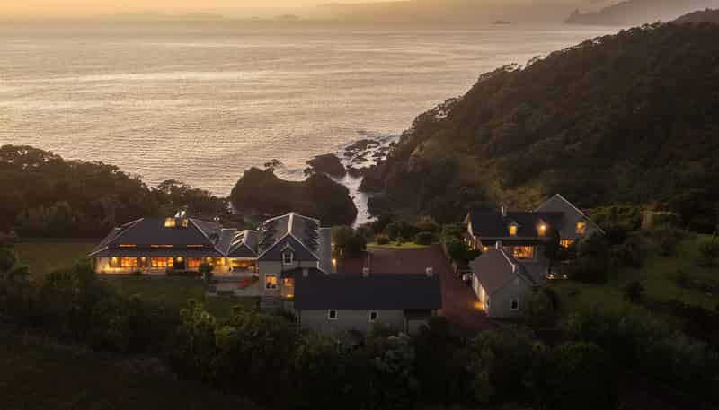 14 Te Whara Way, Whangarei Heads