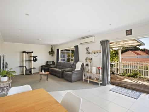 8 Lismore Street, Strandon