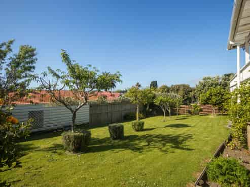 8 Lismore Street, Strandon