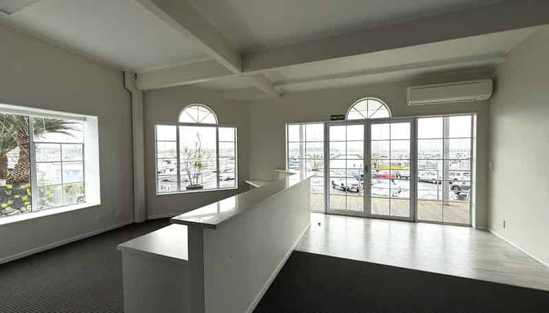 Unit 10/17 Clearwater Cove, West Harbour