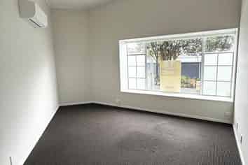 162M² SUNNY OFFICE WITH SEA VIEWS
