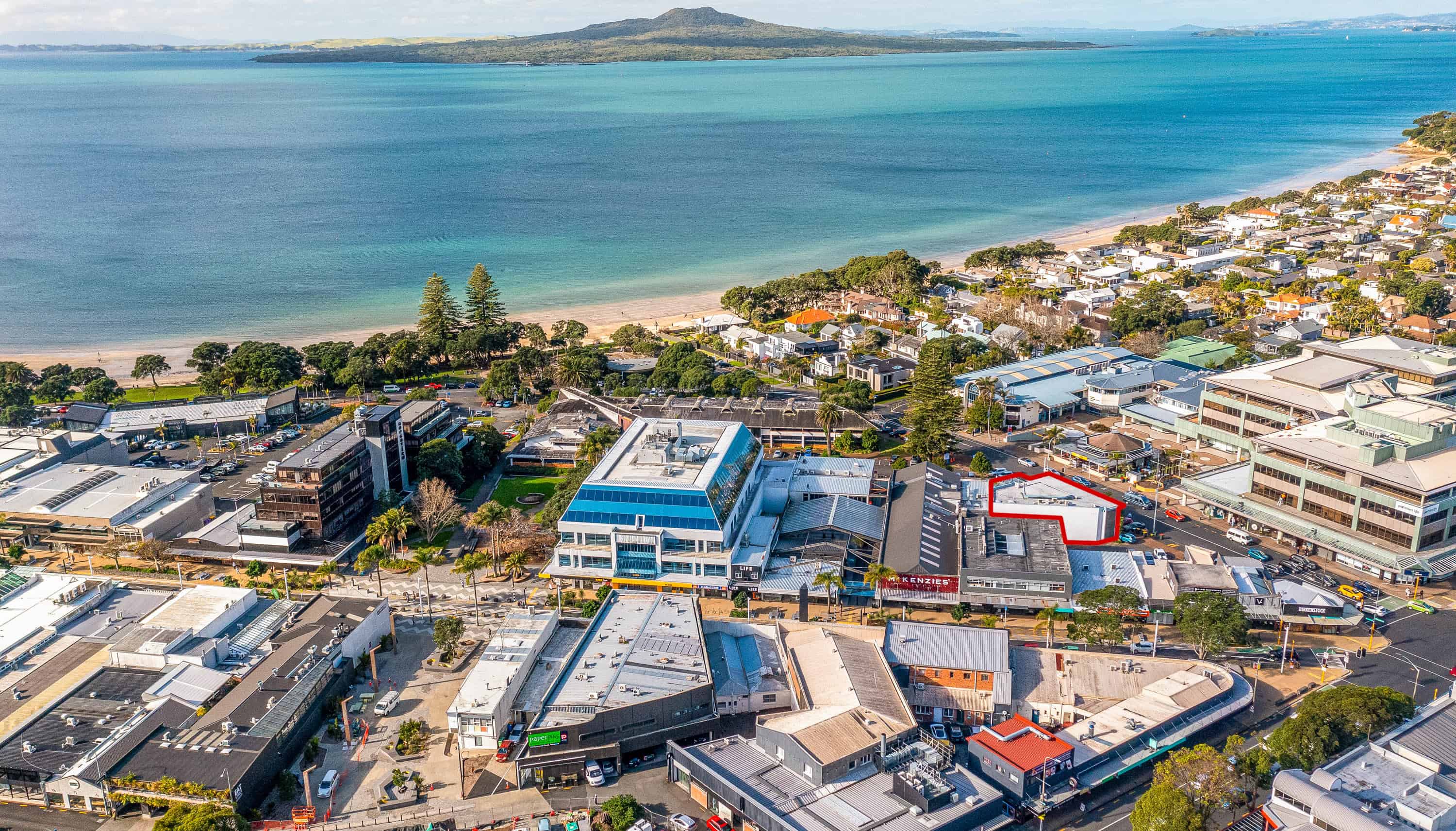 For lease Showroom/2 The Strand, Takapuna realestate.co.nz