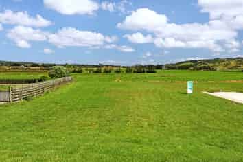7 Anbrue Lane Ruakaka, Ruakaka