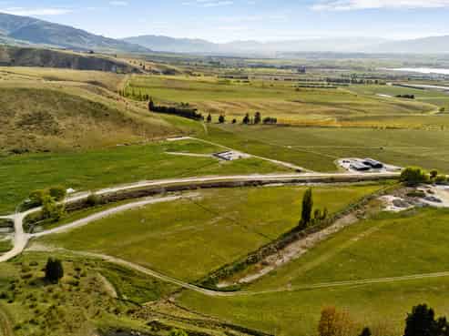 Lot  6 Luggate-Cromwell Road, Mount Pisa