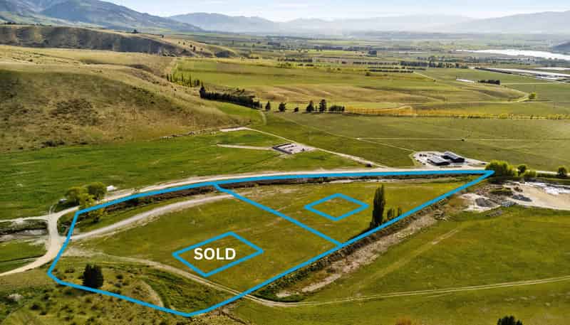 Lot  6 Luggate-Cromwell Road, Mount Pisa