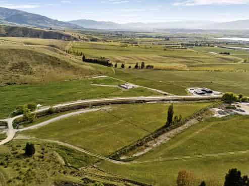 Lot  6 Luggate-Cromwell Road, Mount Pisa