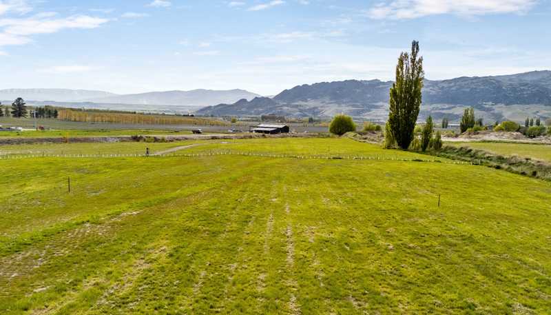 Lot  6 Luggate-Cromwell Road, Mount Pisa