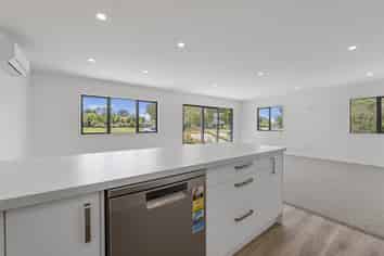 5 Taikaka Lane, Eltham