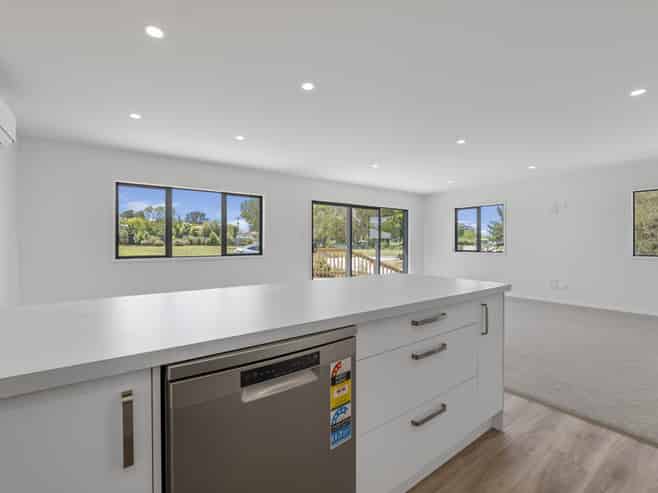5 Taikaka Lane, Eltham