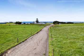 698 Manawapou Road, Hawera