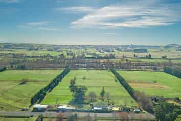 2450 State Highway 2, Waipukurau