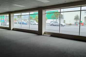 68 QUEEN STREET LARGE FORMAT RETAIL
