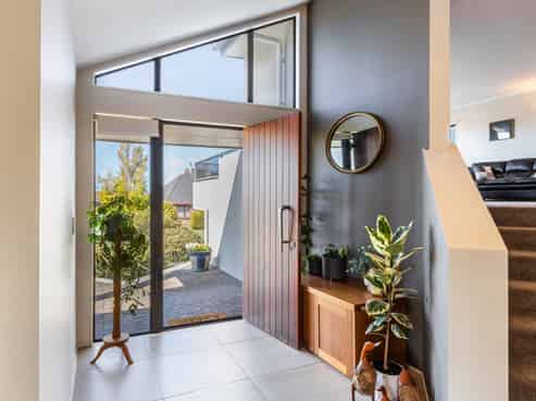 27 Kinder Street, Acacia Bay