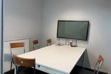 Funky Frankton Co-Hab Space