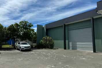 Immaculate Middleton Warehouse 