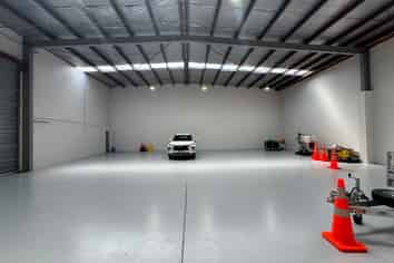 Immaculate Middleton Warehouse 