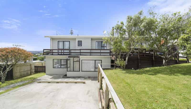 218 Staithes Drive South, Whitby